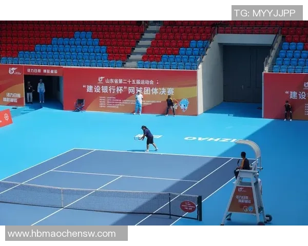 网球纪实：记录成都网球队的突破历程